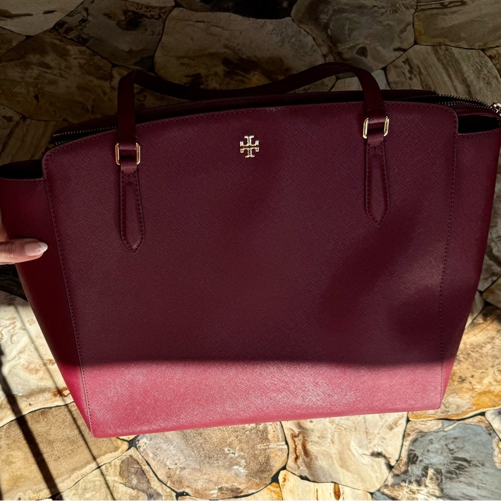 TORY BURCH | Emerson Large Black Leather Tote